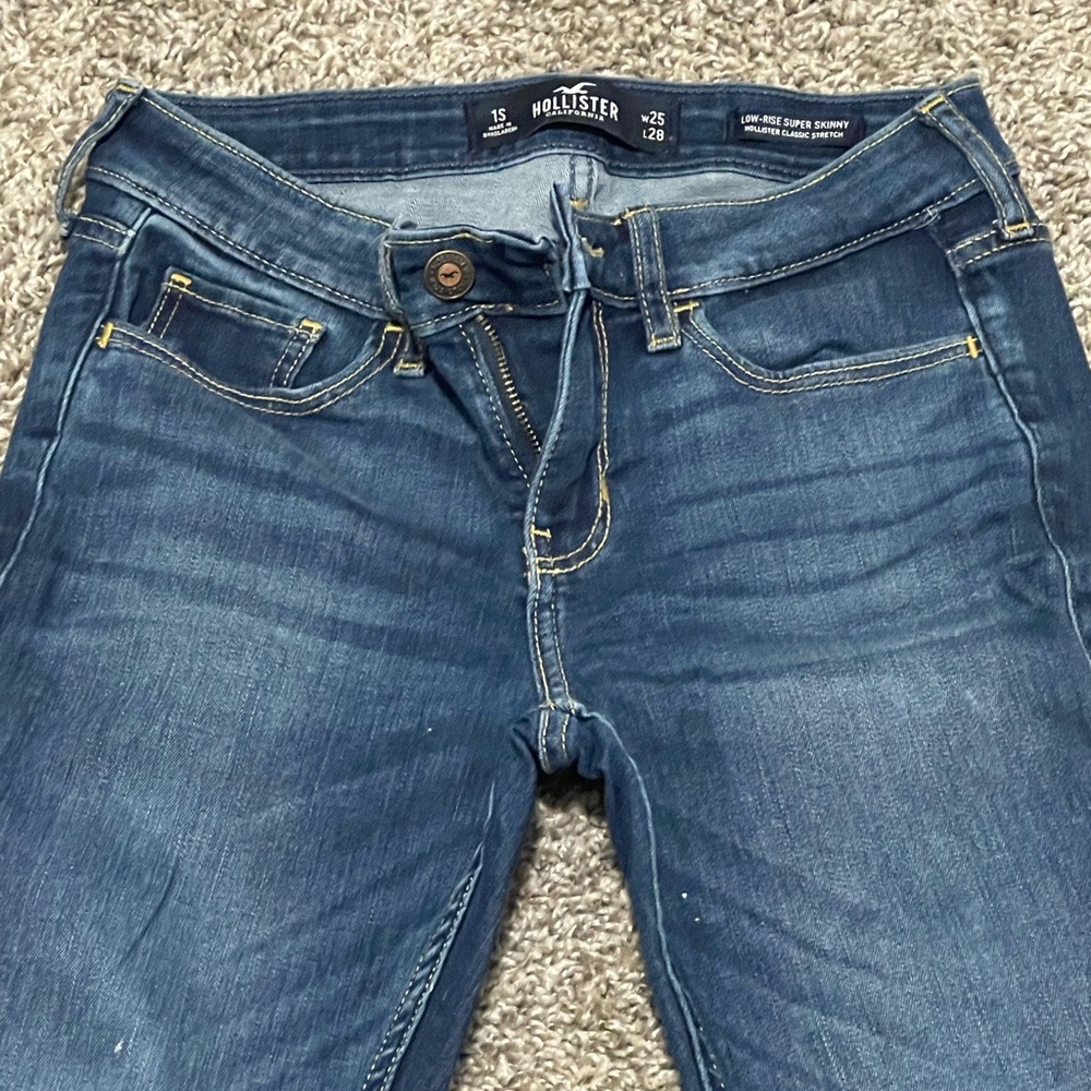 Maurice’s edgely size 24w